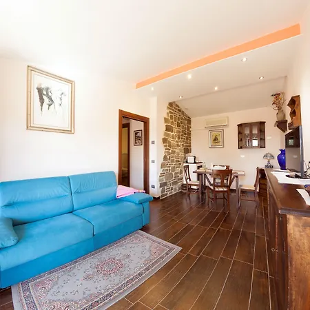 Santa Maria Degli Ancillotti Landhaus