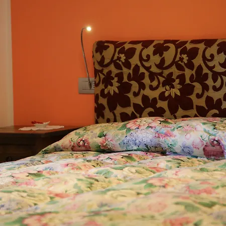 Santa Maria Degli Ancillotti Casa rural