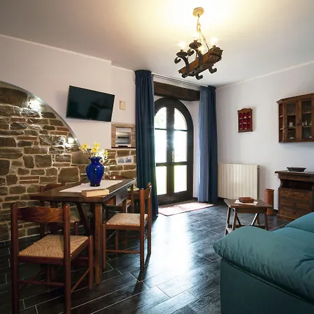 Landhaus Santa Maria Degli Ancillotti *